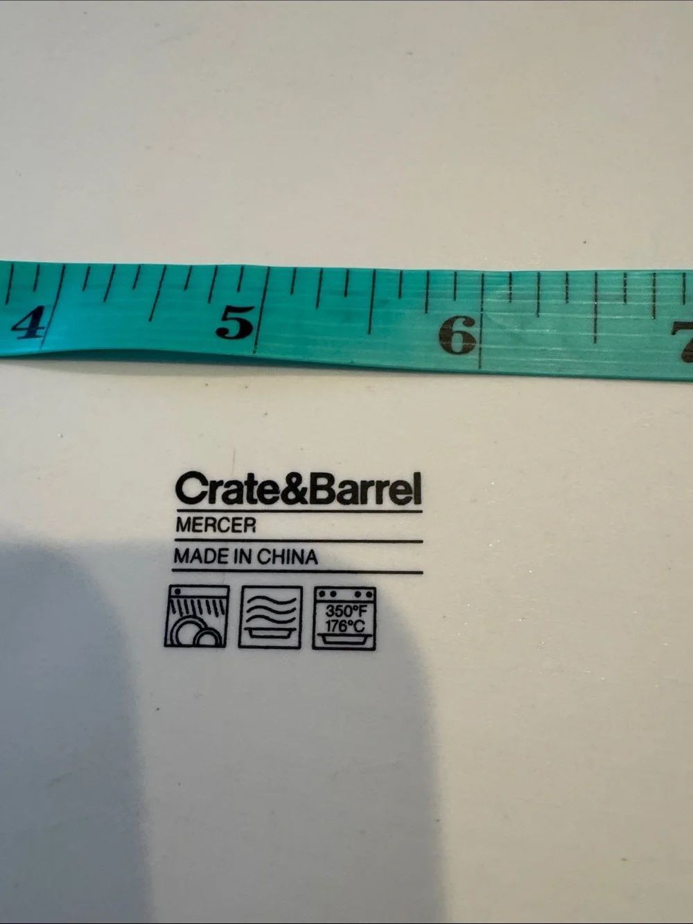 Crate&Barrel  Mercer White Ceramic Dinner Plate - Set of 6 shinny surface.